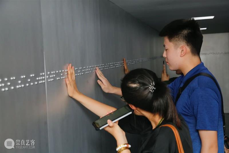 展览现场|黎薇个展:童话 博文精选 当代唐人艺术中心 黎薇 童话 个展 现场 Lí Tale 当代唐人艺术中心 北京 空间 艺术家 崇真艺客